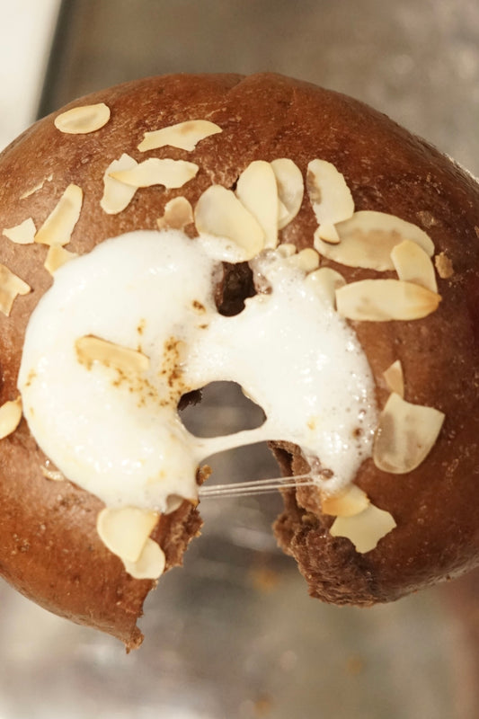 石板街燒棉花糖 Rocky Road Marshmallow Bagel